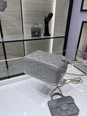 Okify CC 25P Vanity Bag In Gray Lambskin 17x9.5x8cm - 5