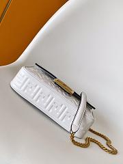 Okify Fendi Baguette Bag In White 24x7x14.5cm - 3