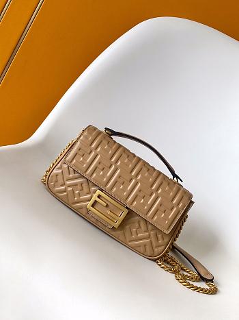 Okify Fendi Baguette Bag In Brown 24x7x14.5cm