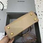 Okify Balenciaga Mini Rodeo Bag In Beige 22x10x8.3cm - 3