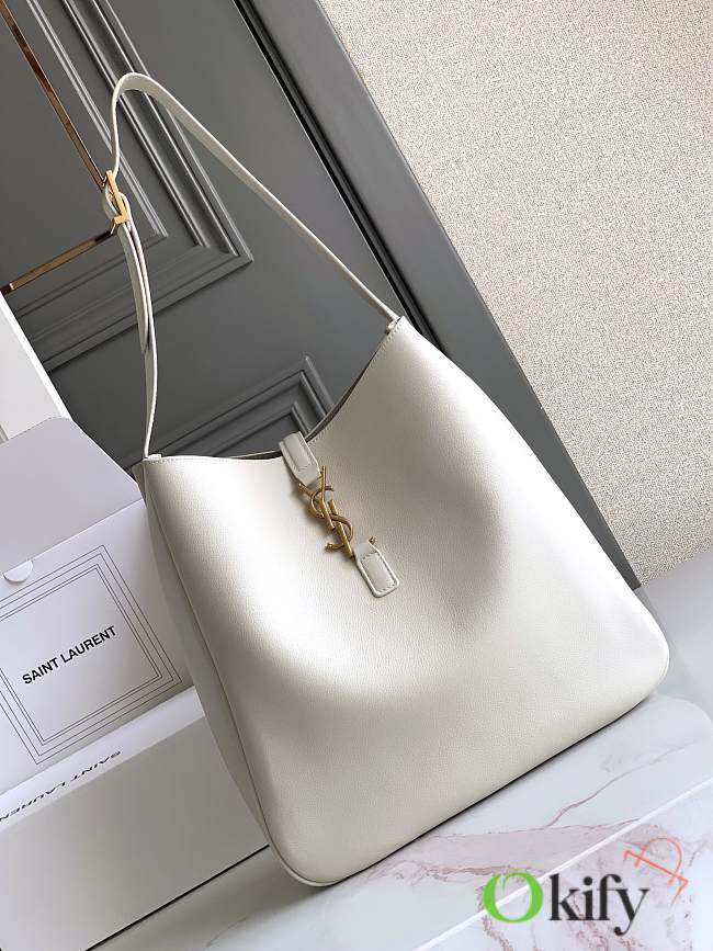 Okify YSL LE 5 À 7 Large Supple In White Grained Leather 30x31x13cm - 1