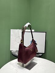 Okify Prada Re-Edition 2005 Re-Nylon And Saffiano Mini Bag In Burgundy Red 22x18x6.5cm - 3