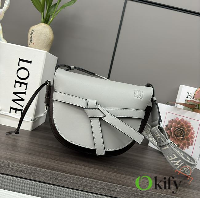 Okify Loewe Gate Bag In White And Dark Brown 20x19x11.5cm - 1