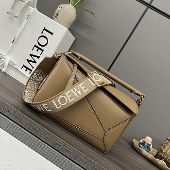Okify Loewe Puzzle Edge Bag In Light Brown 24x10.5x16cm