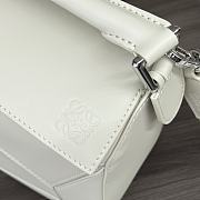 Okify Loewe Puzzle Edge Bag In Full White 24x10.5x16cm - 5
