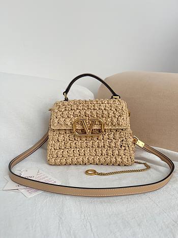 Okify Valentino Vsling Raffia Top Handlle Bag In Beige 22x16x9cm