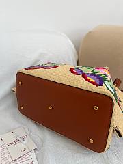 Okify Valentino Small Shopping Bag With Multicolor Flowers Embroidery In Beige 25x17cm  - 4