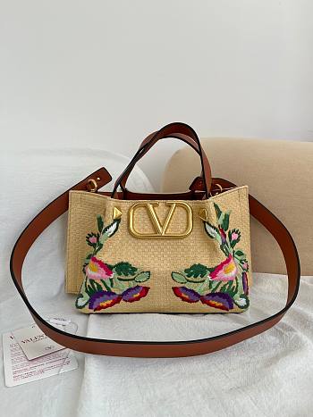 Okify Valentino Small Shopping Bag With Multicolor Flowers Embroidery In Beige 25x17cm 