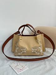 Okify Valentino Small Shopping Bag With Flowers Embroidery In Beige 25x17cm  - 3