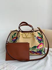 Okify Valentino Large Shopping Bag With Multicolor Flowers Embroidery In Beige 35x25x17cm  - 4