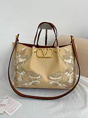 Okify Valentino Large Shopping Bag With Flowers Embroidery In Beige 35x25x17cm  - 1