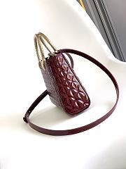 Okify Bvlgari Serpentine Duo Top Handle Bag In Burgundy Red 21.5x15x6cm - 4