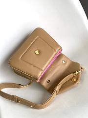 Okify Bvlgari Serpenti Reverse Top Handle Bag In Beige 20x14x10cm - 5