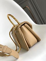 Okify Bvlgari Serpenti Reverse Top Handle Bag In Beige 20x14x10cm - 2