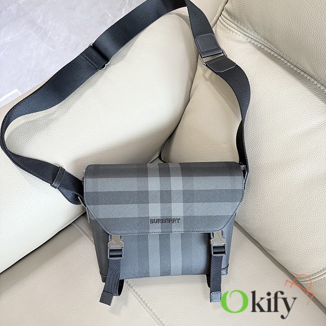 Okify Burberry Messenger Bag In Black 29x20x8.5cm - 1
