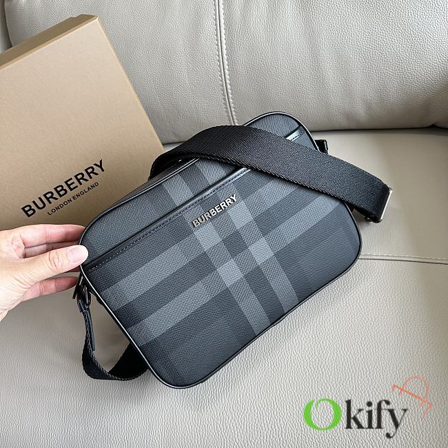 Okify Burberry Muswell Bag In Black 25x5x18cm - 1