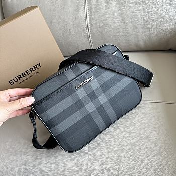 Okify Burberry Muswell Bag In Black 25x5x18cm