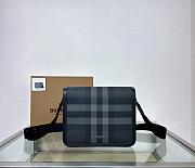 Okify Burberry Small Alfred Bag In Black 25.5x6.5x21.5cm - 1