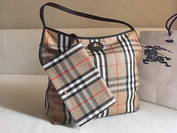 Okify Burberry Highland Bag In Brown 28.5x11.5x31cm