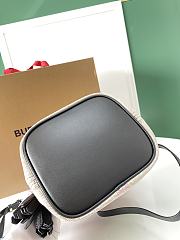 Okify Burberry Ashby Bag In Black Bottom 17x15.5x24.5cm - 4