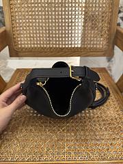 Okify Celine Teen Lulu Bag In Black Grained Calfskin 21x24x5cm - 3