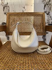 Okify Celine Teen Lulu Bag In White Grained Calfskin 21x24x5cm - 1