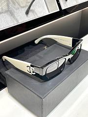 Okify CC Black & White Sunglasses - Wang Yibo - 2