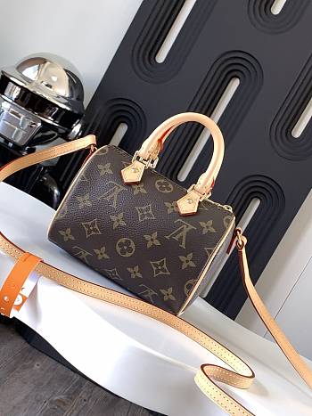 Okify Louis Vuitton Nano Speedy Monogram Bag M61252 16x11x9cm