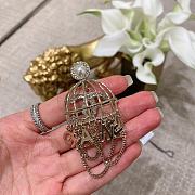 Okify CC Gold Cage Brooch - 4
