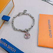 Okify Louis Vuitton Silver Bracelet With Pink Charm For Men - 1