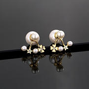 Okify Dior Front-Back Pearl Earrings With Flower Details - 1
