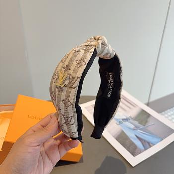Okify Louis Vuitton Beige Headband 25551