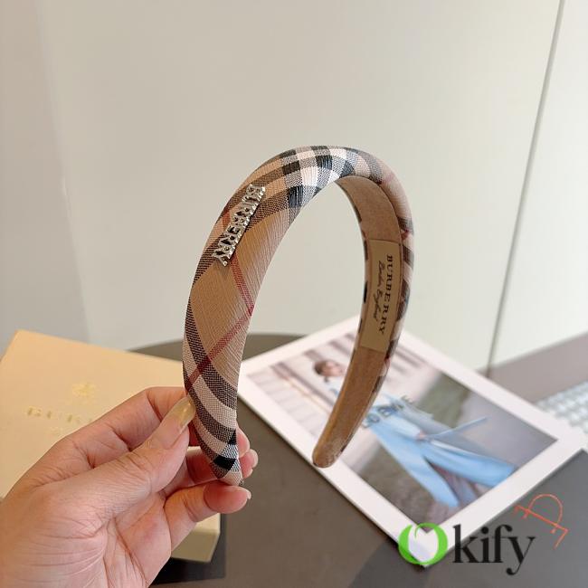 Okify Burberry Beige Headband 25554 - 1