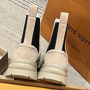 Okify Louis Vuitton Chelsea Boots In Beige And Black - 2