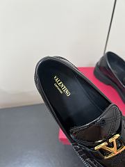 Okify Valentino Black Shiny Loafers - 2