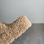 Okify Balenciaga Beige Fur Slippers - 6