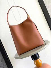 Okify Louis Vuitton Loe Key Hobo MM Bag In Brown M24974 31x35x18cm - 3