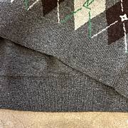 Okify Louis Vuitton Gray Sweater - 6