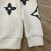Okify Louis Vuitton White Monogram Hoodie - 4