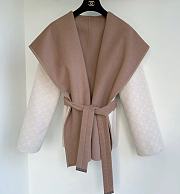 Okify Louis Vuitton Beige And White Cashmere Coat - 1