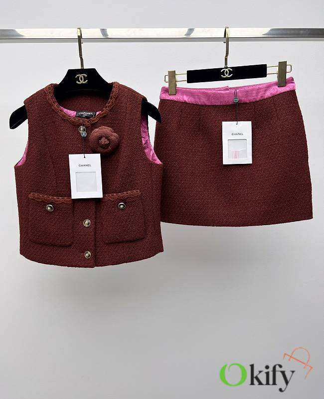 Okify CC Set Of Red Tweed Vest Suit - 1