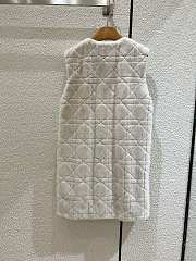Okify Dior White Fur Sleeveless Dress  - 4