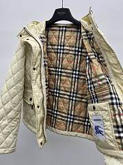 Okify Burberry White Hooded Puffer Jacket - 3