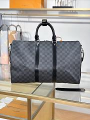 Okify Louis Vuitton Keepall Bandouliere Damier Azur Bag in black N41418 45x20x26cm - 5