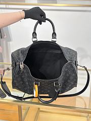 Okify Louis Vuitton Keepall Bandouliere Monogram Bag In Black M40569 45x27x20cm - 4