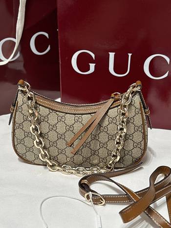 Okify Gucci GG Emblem Small Shoulder Bag In Beige And Brown 24x16.5x5.5cm