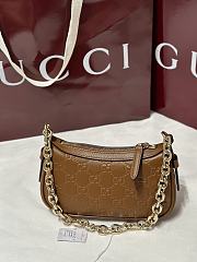 Okify Gucci GG Emblem Mini Shoulder Bag In Brown 19x12x4cm - 1