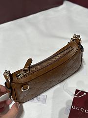 Okify Gucci GG Emblem Mini Shoulder Bag In Brown 19x12x4cm - 4
