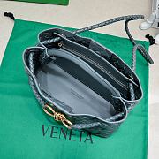 Okify Bottega Veneta Small Andiamo Bag In Dark Gray 25x20x10cm - 2