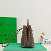 Okify Bottega Veneta Medium Andiamo Bag In Dark Brown 32x24x12cm - 4